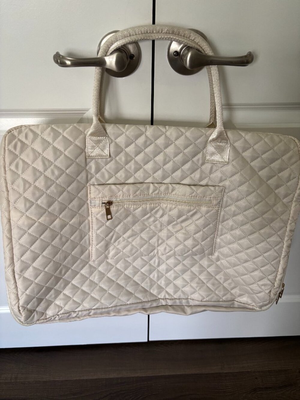 Scarlet Skye Quilt Overnight Bag